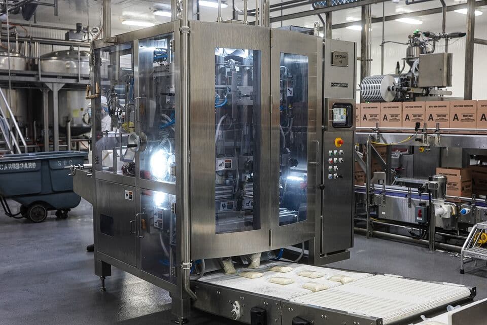 CRYOVAC® Single Vertical Form Fill Seal resmî ürün görseli 4